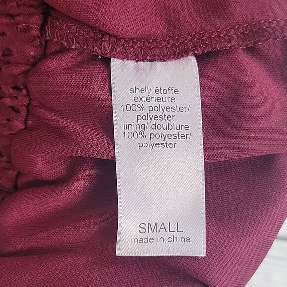 Maurices pull-on style faux leather cut-out shorts - burgundy Women's Size S - Picture 8 of 12